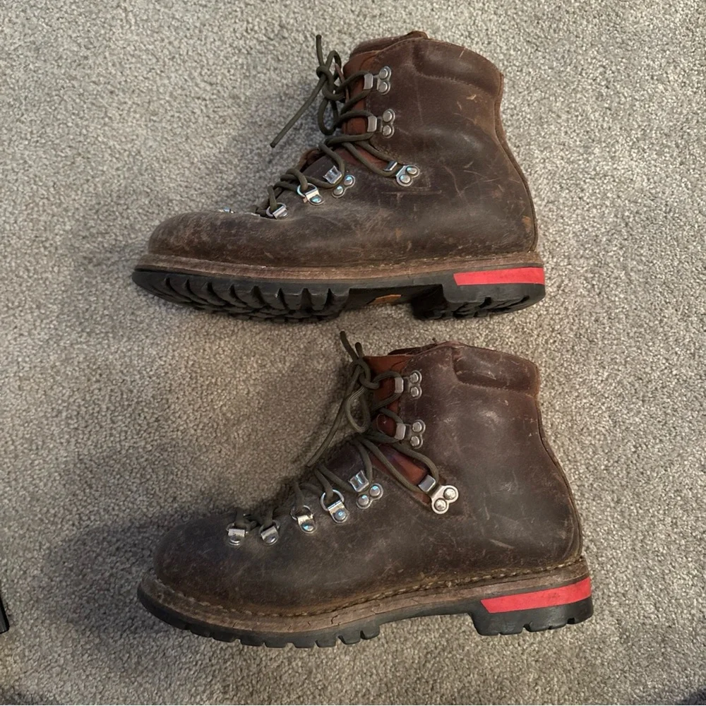 Vintage RAICHLE Switzerland Leather Hiking Mountaineering Army Boots Sz 8.5M